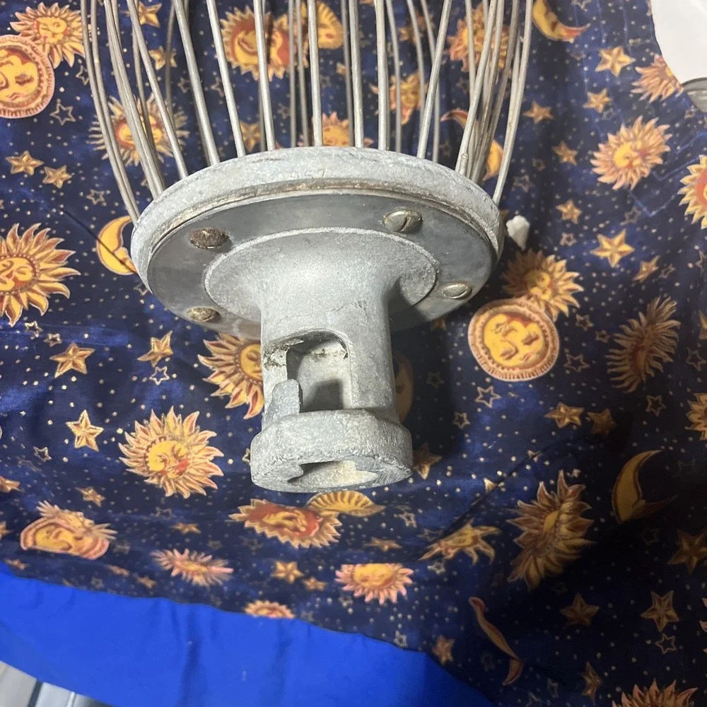 Hobart A20D  Wire‎ Whip Whisk 20-qt Mixer Attachment 2